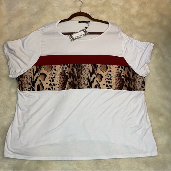 Boohoo Plus Animal Color Block T-Shirt - Picture 3 of 7